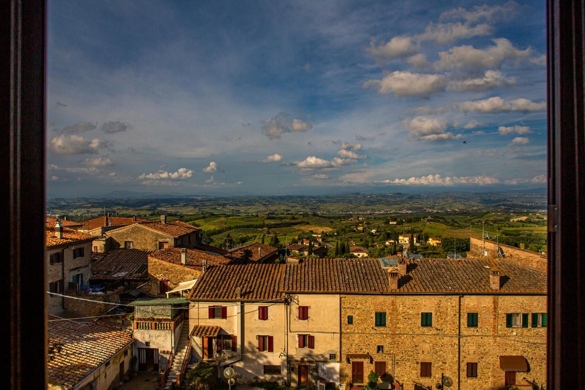 Apartamento Casa Il Castello Gambassi Terme Exterior foto