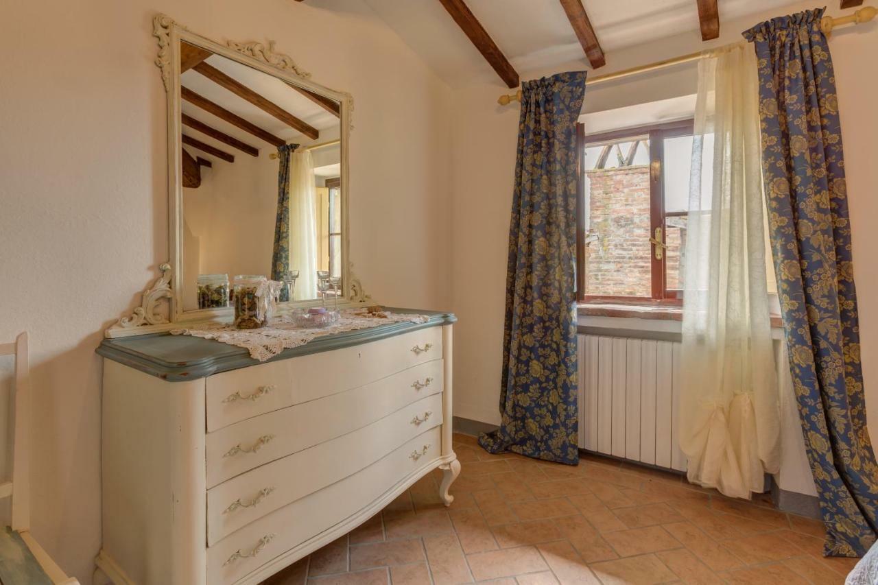 Apartamento Casa Il Castello Gambassi Terme Exterior foto